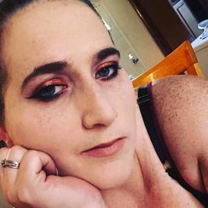 Meet your Posher, Joann